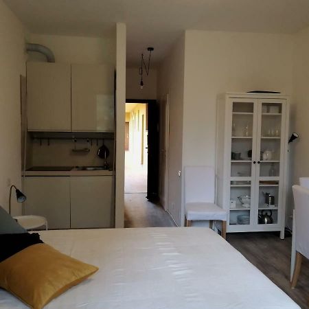 Bianca Studio Guanzate Kültér fotó