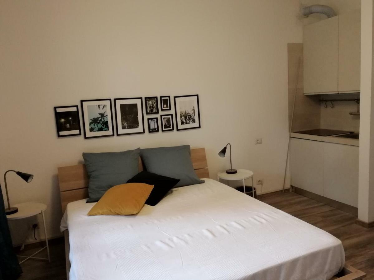Bianca Studio Guanzate Kültér fotó